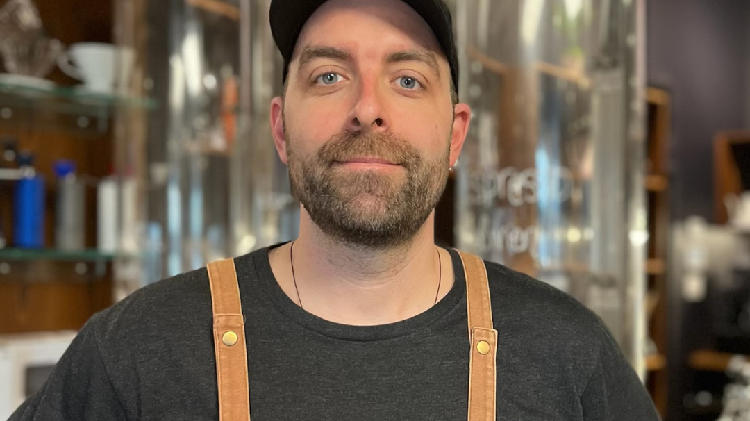 L'humain derrière la tasse, Marc Olivier ☕